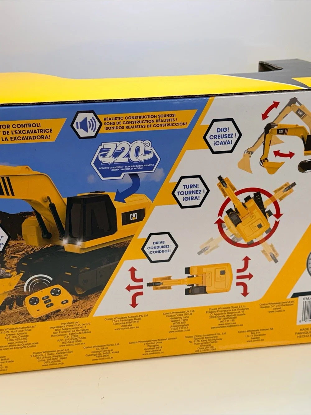 CAT Massive Mover RC Steel Dump Truck 2.4GHz Remote Control Rechargeable.